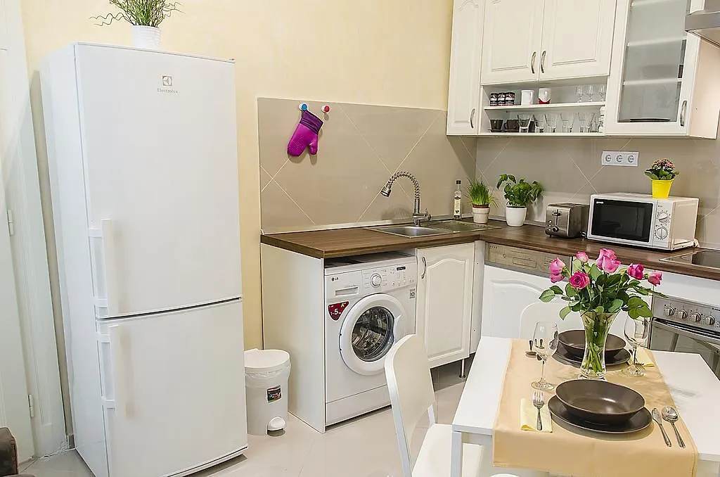 Fashion Street Studio Apartment Budapest Hungary