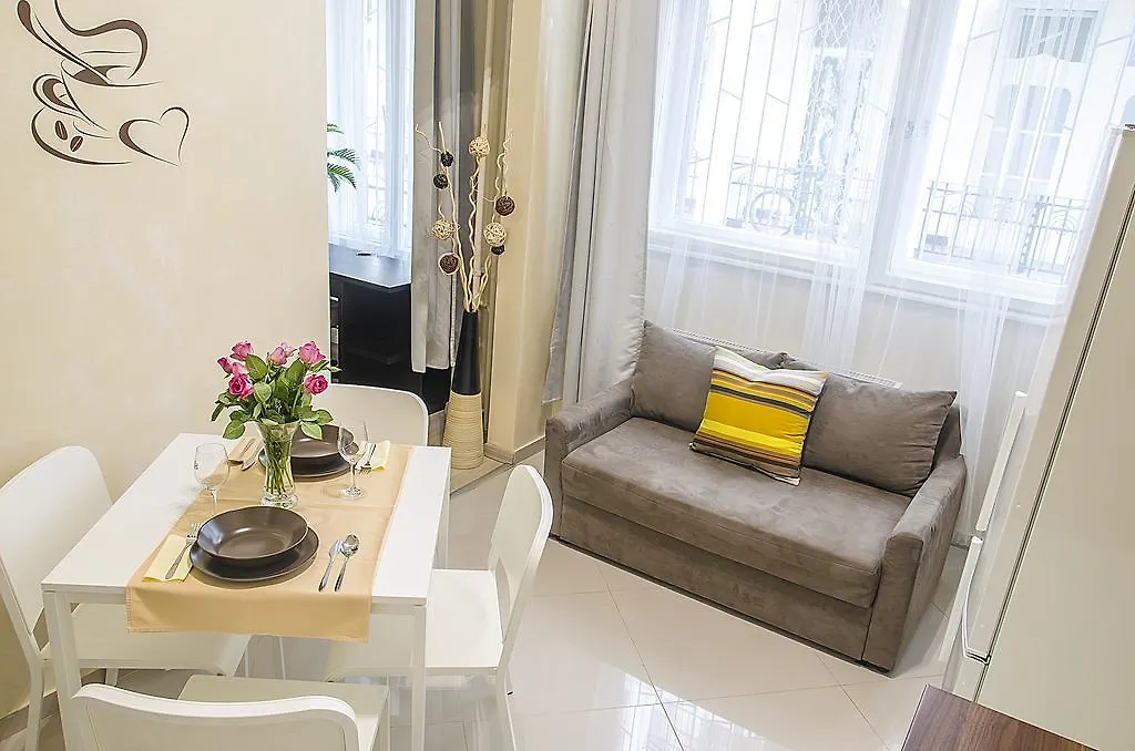 Fashion Street Studio Apartment Budapest