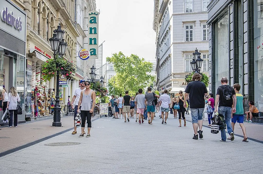 Fashion Street Studio Apartment Budapest 0*,  Hungary